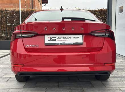 Škoda - Octavia