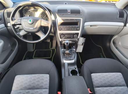 Škoda - Octavia
