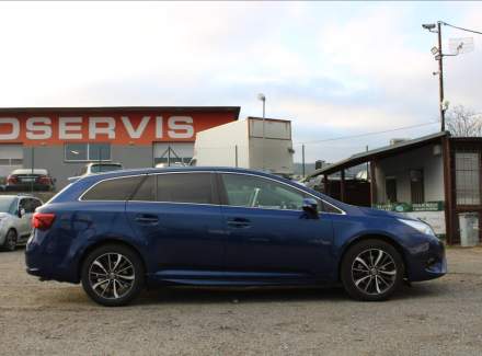 Toyota - Avensis
