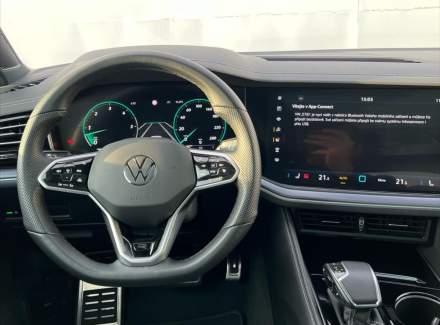 Volkswagen - Touareg