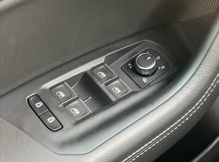 Volkswagen - Touareg