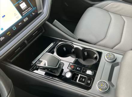 Volkswagen - Touareg