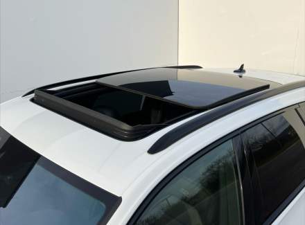 Volkswagen - Touareg