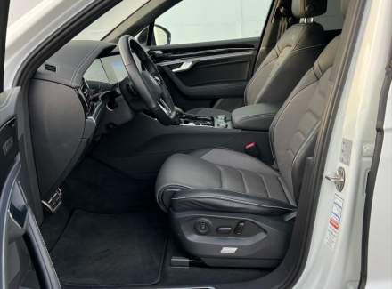 Volkswagen - Touareg