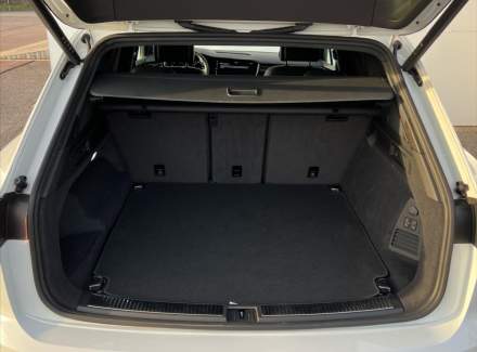 Volkswagen - Touareg