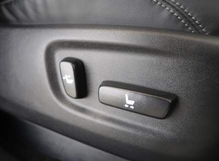 Toyota - Land Cruiser