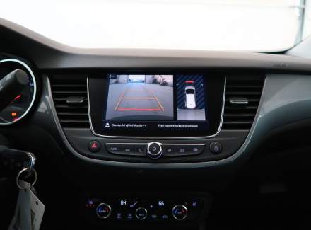 Opel - Crossland X