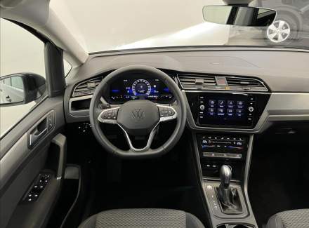Volkswagen - Touran