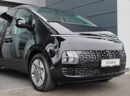 Hyundai - Staria