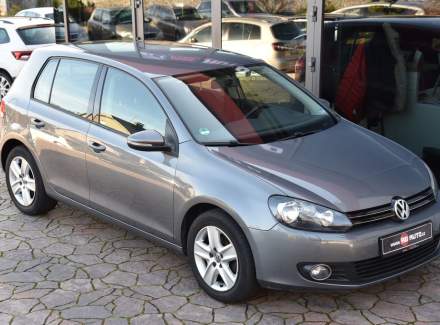 Volkswagen - Golf