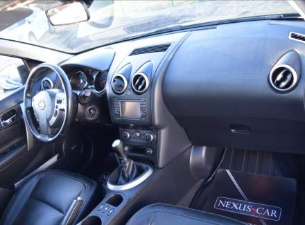 Nissan - Qashqai