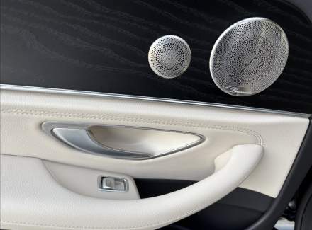 Mercedes-Benz - E-class