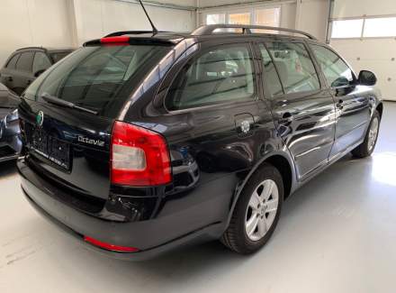 Škoda - Octavia