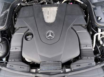 Mercedes-Benz - C-class