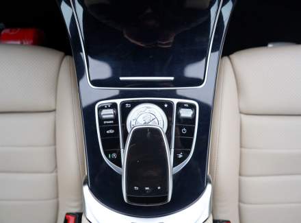 Mercedes-Benz - C-class