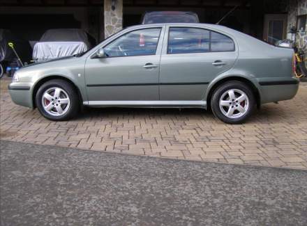 Škoda - Octavia