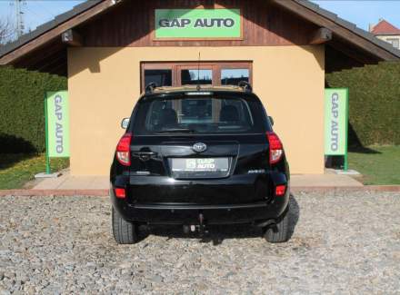 Toyota - RAV 4