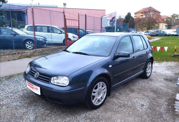 Volkswagen - Golf