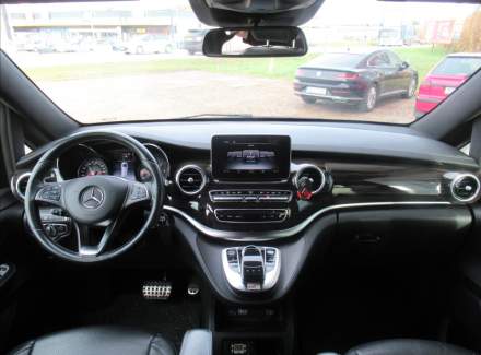 Mercedes-Benz - V-class