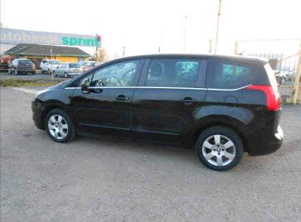 Peugeot - 5008