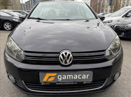 Volkswagen - Golf