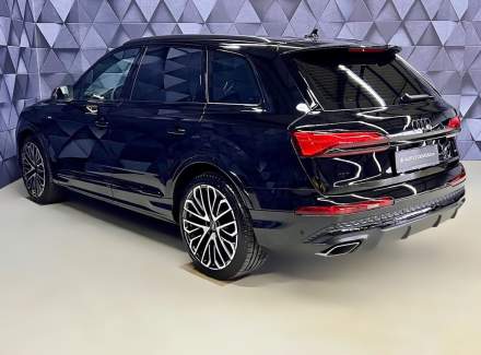 Audi - Q7
