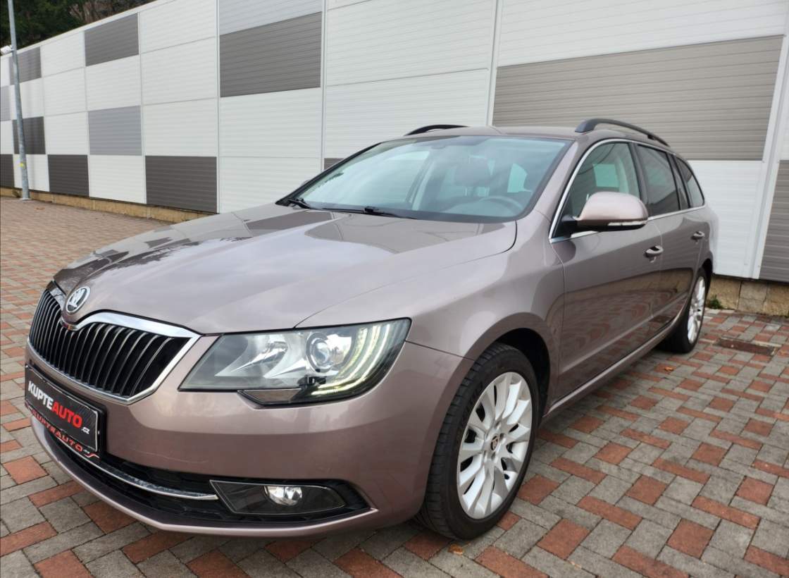 Škoda - Superb