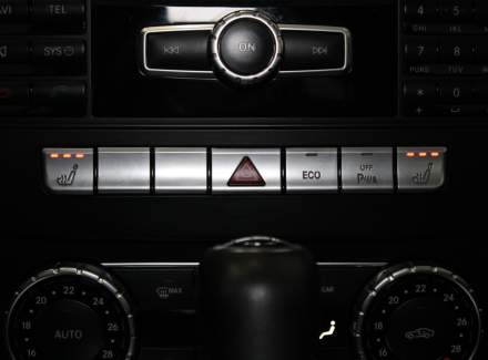 Mercedes-Benz - C-class