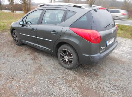Peugeot - 207
