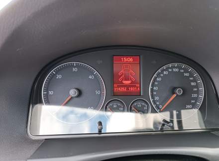 Volkswagen - Touran 1.9 TDI (105 Hp) 7 DSG