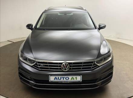 Volkswagen - Passat