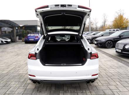 Audi - S5