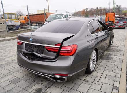 BMW - 7er