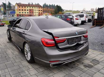BMW - 7er