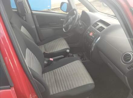 Suzuki - SX4