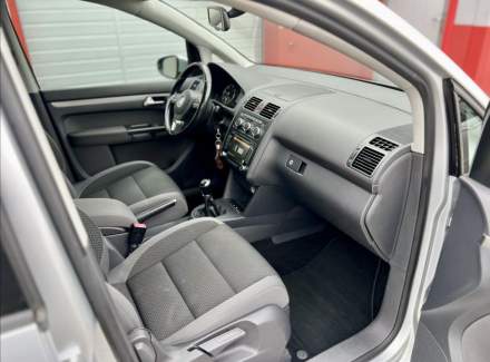 Volkswagen - Touran