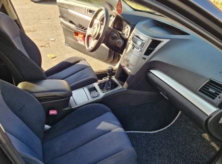 Subaru - Outback