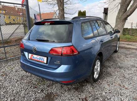 Volkswagen - Golf
