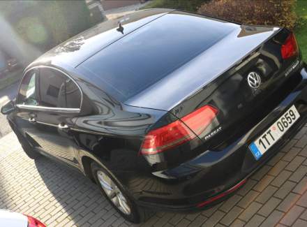 Volkswagen - Passat