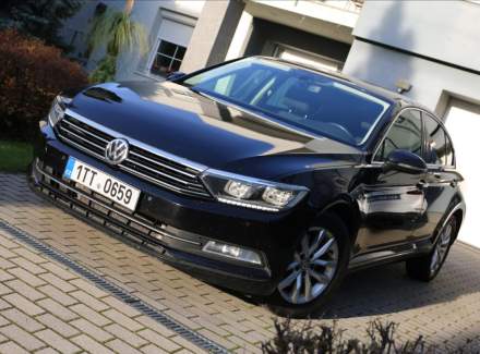 Volkswagen - Passat