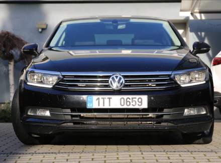Volkswagen - Passat