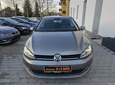 Volkswagen - Golf