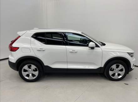 Volvo - XC40