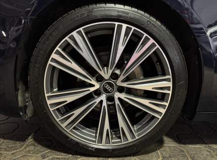 Audi - A6