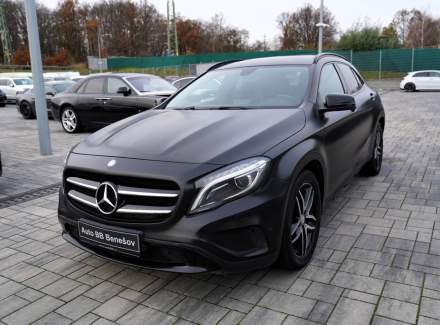 Mercedes-Benz - GLA