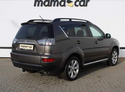 Mitsubishi - Outlander