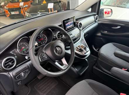 Mercedes-Benz - V-class