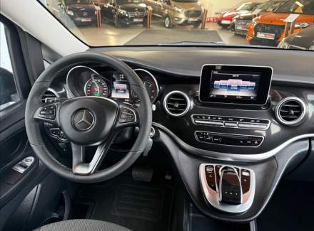 Mercedes-Benz - V-class