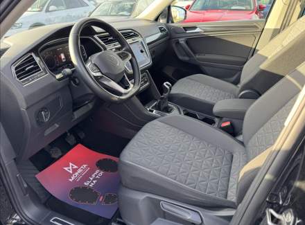 Volkswagen - Tiguan