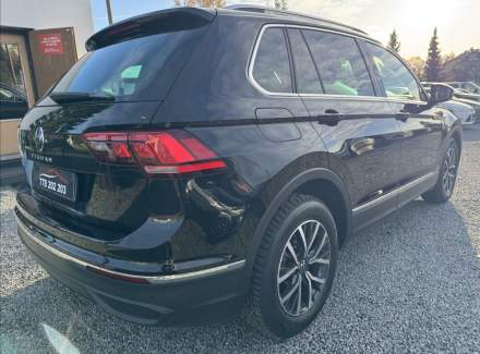 Volkswagen - Tiguan